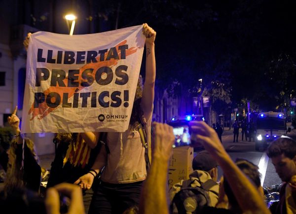 Protestas en Cataluña presionan a P. Sánchez
