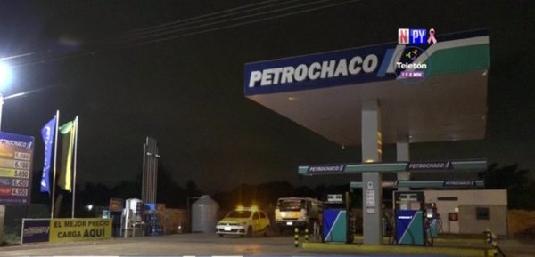 Joven resulta herida de bala durante asalto a gasolinera | Noticias Paraguay
