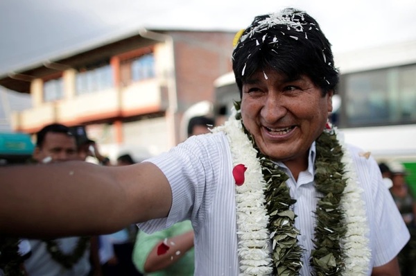Bolivia: Evo obtiene el 45,28% de los votos y habría segunda vuelta