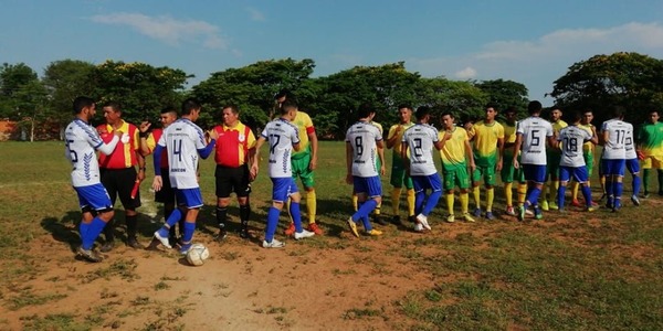 Concepción y Loreto empatan en la primera final