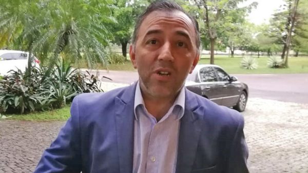 Pidió que dejen trabajar en paz el presidente