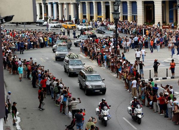 Cuba despide a su prima ballerina assoluta Alicia Alonso con funeral masivo  - Gente - ABC Color