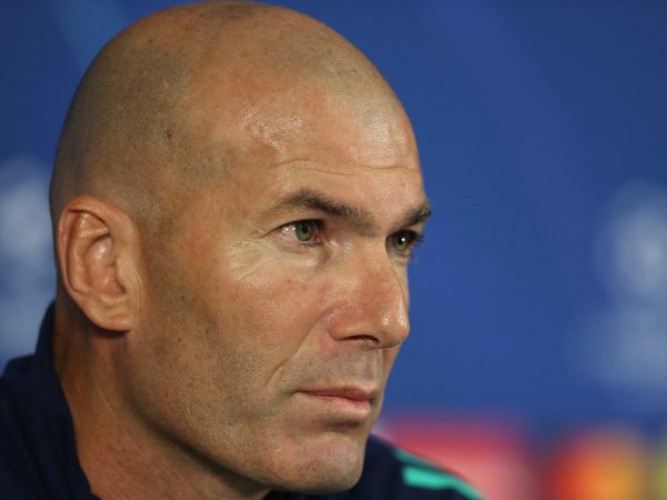 Zidane: "Estamos todos juntos y no hay que señalar a nadie"