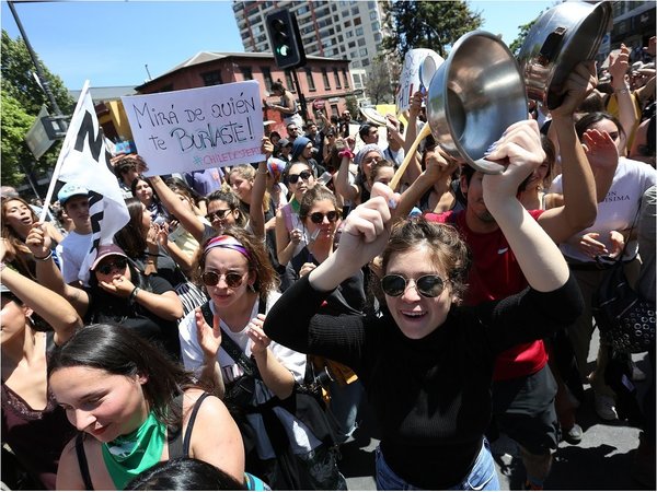 Miles de ciudadanos se manifiestan en Chile en nueva jornada de protestas