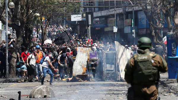 Senado de Chile congela aumento de tarifas de transporte público » Ñanduti