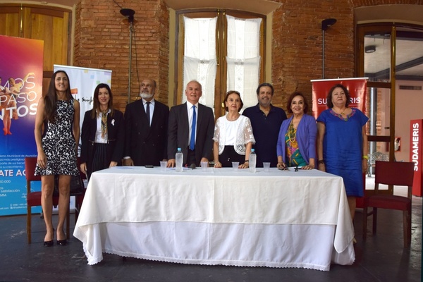 Presentaron en conferencia el ballet “La Bayadera” en el Teatro Municipal - ADN Paraguayo