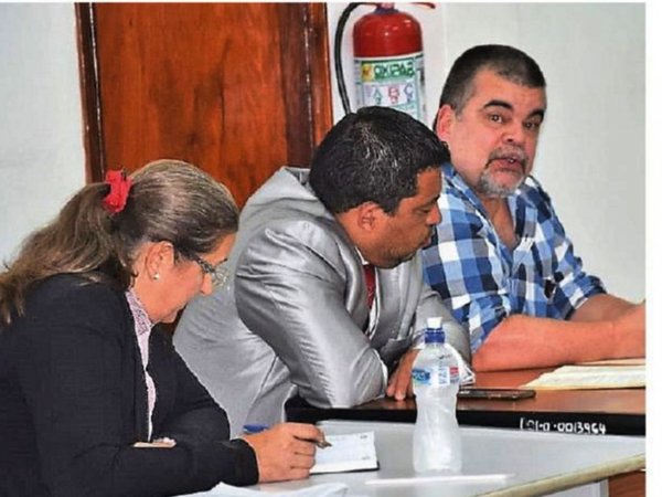 Confirman pena para ex fiscal Velázquez
