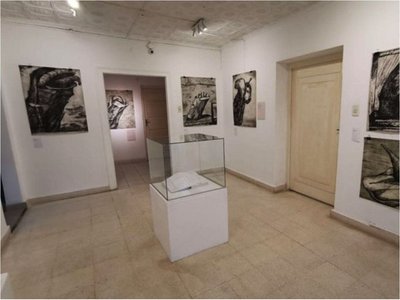 Muestras de arte brindan tributo a célebres artistas