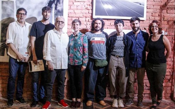 La feria Oxígeno premió a los jóvenes artistas expositores - Artes y Espectáculos - ABC Color