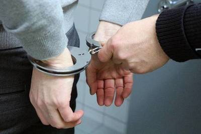 Detienen a policía tras allanamiento en la Dirección Policial de Alto Paraná