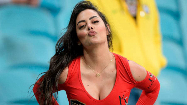 Larissa Riquelme aclaró que no es lesbiana