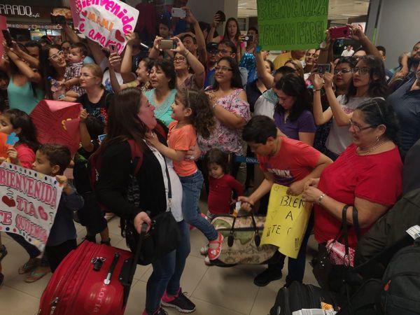 Docentes volvieron al país luego de 2 meses de especialización en Chile