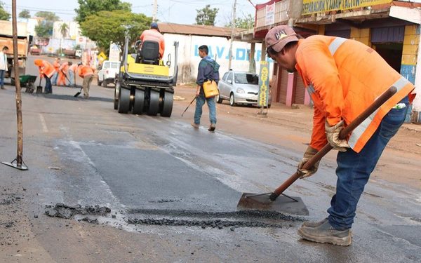 Aprueban contrato para asfalto y bacheo en Franco