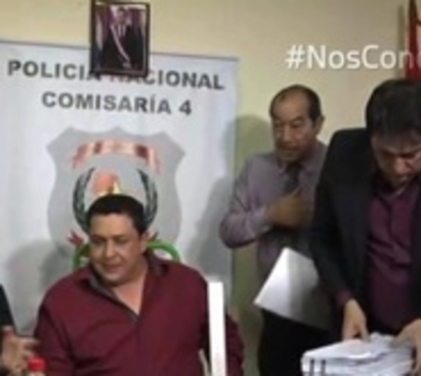 Un comisario levanta sesión en sesión de concejales - Paraguay.com