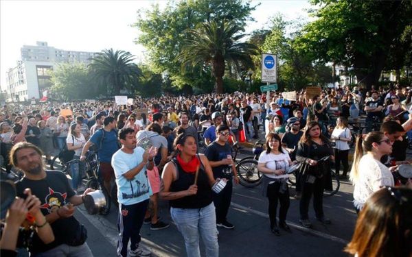 Multitudinarias manifestaciones en la quinta jornada de protestas en Chile