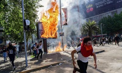 Postergan Copa América por fuertes manifestaciones en Chile