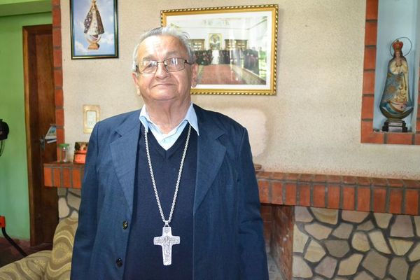 Gobierno de Mario Abdo es un caos, asegura monseñor Medina - Nacionales - ABC Color
