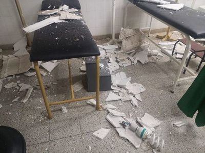 Cayó parte del cielorraso de Urgencias del Centro de Salud de Yaguarón - A La Gran 7-30 - ABC Color