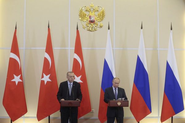 Rusia y Turquía acuerdan control de la frontera siria y retirada kurda