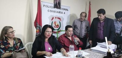 Lambaré: Adherentes de Gómez impidieron sesionar a concejales