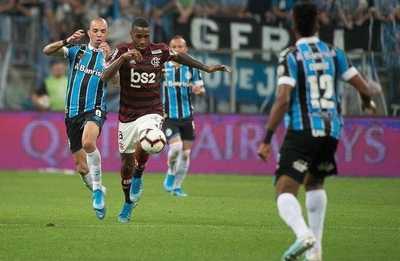 HOY / Flamengo y Gremio definen en el Maracaná al segundo finalista de la Libertadores