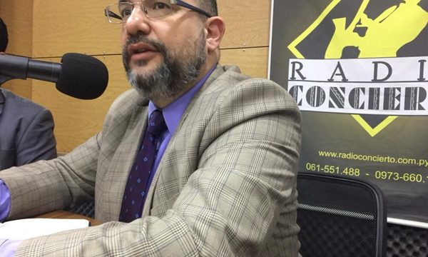 Prosigue «Semana Jurídica» en la UNE