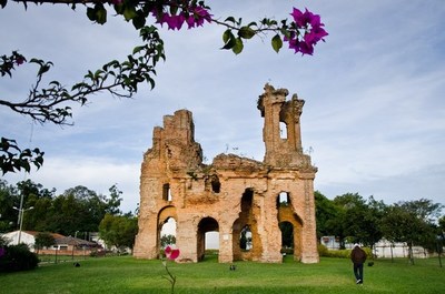 En Comisión Nacional analizan situación de sitios históricos de la Guerra Grande | .::Agencia IP::.