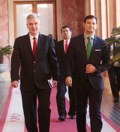 Presidente y senadores coinciden en la necesidad de aprobar un prepuesto equilibrado para el 2020 | .::Agencia IP::.