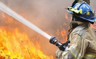 Presentan proyecto para que bomberos cuente con seguro integral