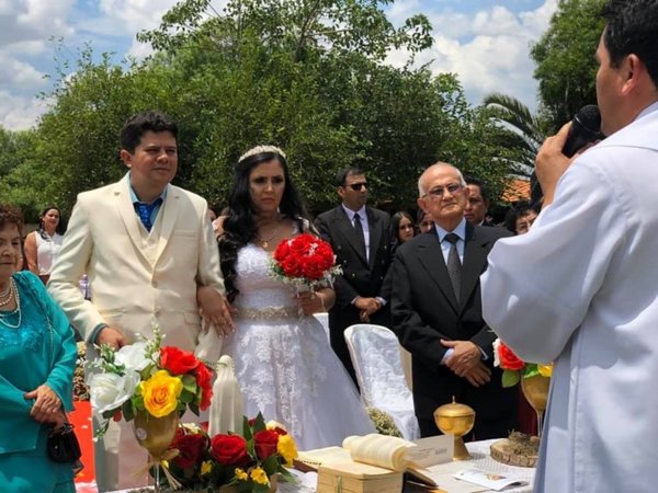 Como regalos de bodas pidieron a sus invitados donaciones para un hospital