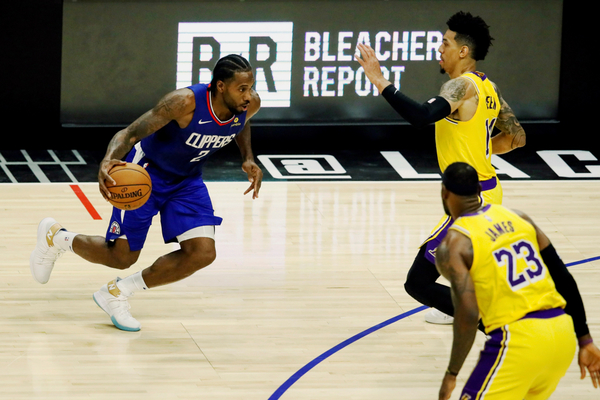 Los Lakers inician la NBA con caída ante los Clippers