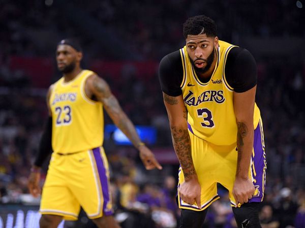 Los Lakers cayeron en el debut - Básquetbol - ABC Color