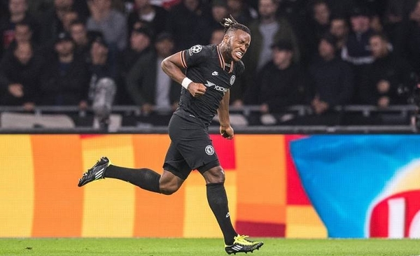 HOY / Batshuayi anula al Ajax