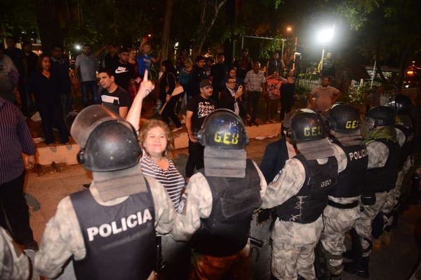 Fiscala de Lambaré se jubila y no descarta candidatura a la intendencia - Periodísticamente - ABC Color