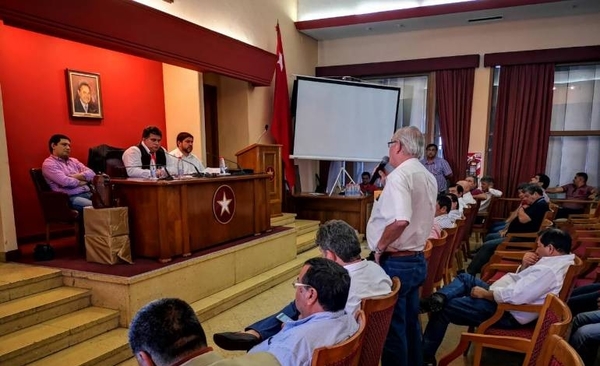 HOY / Consejo de presidentes de seccionales (oficialista) tras 30 mil firmas pro reelección