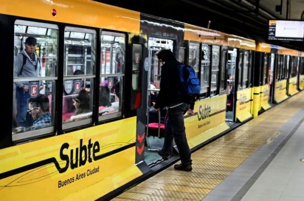 Buenos Aires demanda al Metro de Madrid por venta de trenes con asbesto » Ñanduti