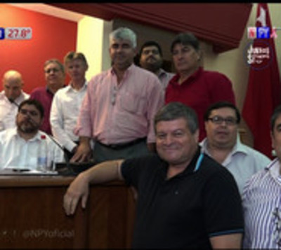 Colorados desean activar reelección presidencial  - Paraguay.com