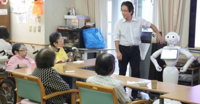 Prueban robots cuidadores de ancianos