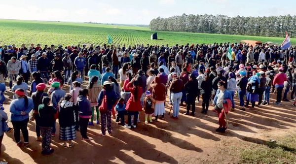 Hay disputa por 20.000 ha de tierras en Repatriación - Economía - ABC Color