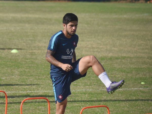 Cerro Porteño recupera a Sergio Díaz y Mathías Villasanti