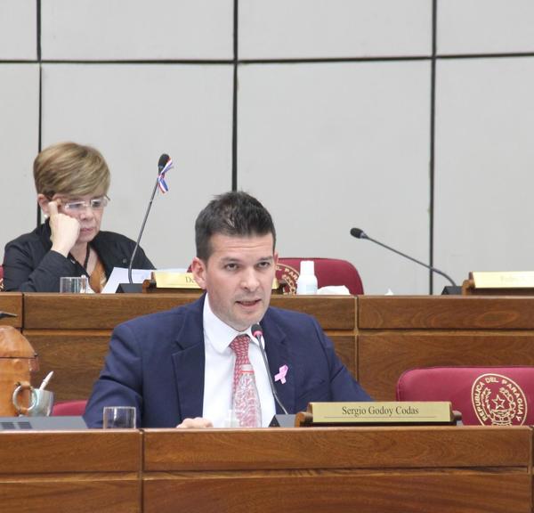 Senador habla de “incendio de Asunción al Pantanal” y del "monstruo de dos cabezas" que hay que cortar - ADN Paraguayo