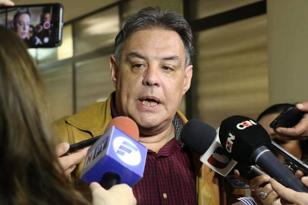 Richer: “La política pública de este país se volvió una pollada” - ADN Paraguayo