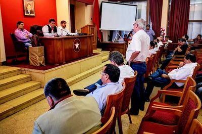 Reelección: Viceministro dijo que anuncio de Consejo de Seccionales Coloradas fue “intempestivo” - La Primera Mañana - ABC Color