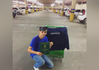 De empaquetador de supermercado a licenciado en Enfermería
