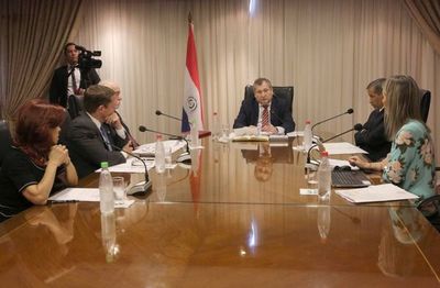 Sesión de la Sala Civil y Comercial en la Capital