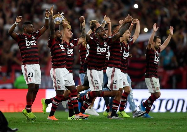 Flamengo asusta y River intimida - Fútbol - ABC Color