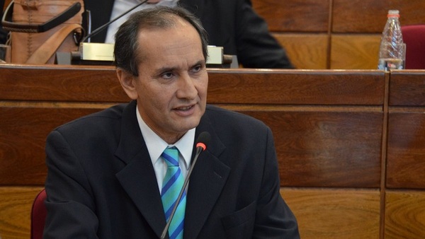 Acta Bilateral: Informe final apunta a responsabilidad del presidente, ratifica senador
