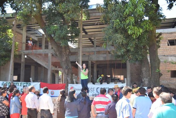 Denuncian feroz sobrefacturación en unidad sanitaria de IPS en Caazapá - Nacionales - ABC Color