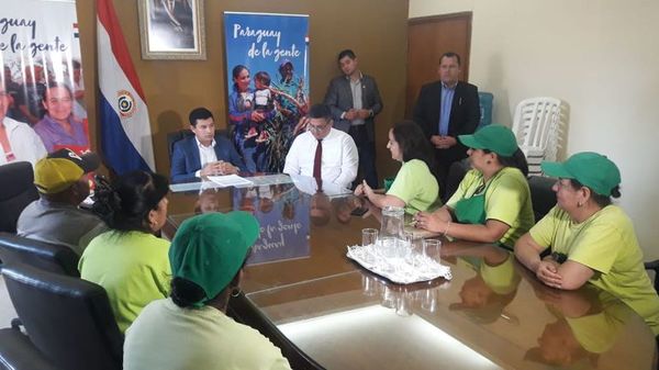 Presidente del Indert garantiza a comerciantes de la ‘Feria Granjera’ que podrán estar en la Costanera - Periodísticamente - ABC Color