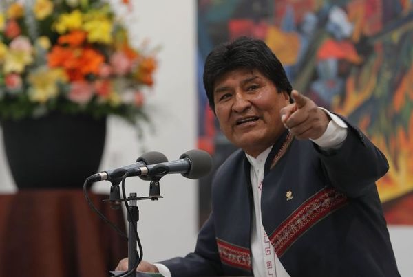 Morales se impone en primera vuelta de elecciones bolivianas, según resultados oficiales - Mundo - ABC Color